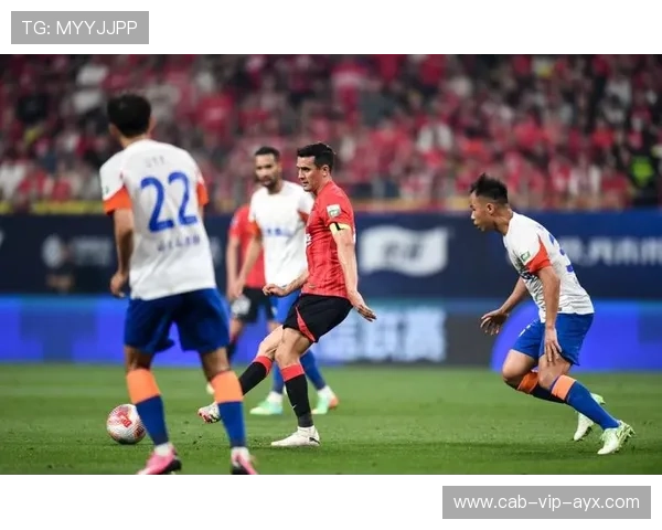 成都蓉城外线出手果断,险些完成精彩一击 成都蓉城外线出手果断,险些完成精彩一击